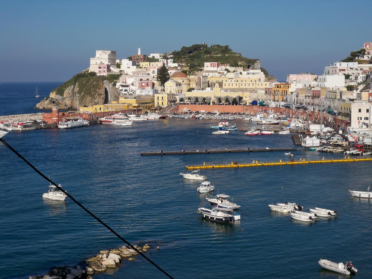 L'Isolana Case Vacanza Palma 2 Ponza Buitenkant foto